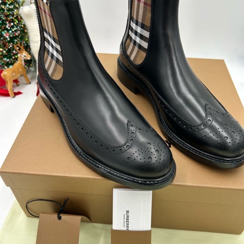 Men’s Burberry vintage check leather Chelsea boots size 43 made in Italy - Picture 3 of 11
